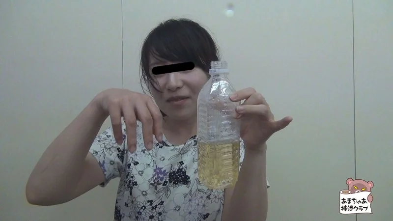 どの女性も膀胱パンパン。強●ペットボトルToilet あふれてこぼれて止まらない