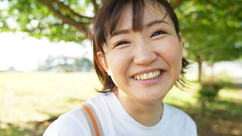 配信中に脱糞事故で覚醒! 笑顔が素敵な九州弁娘の糞まみれメッシーSEX 馬場のん